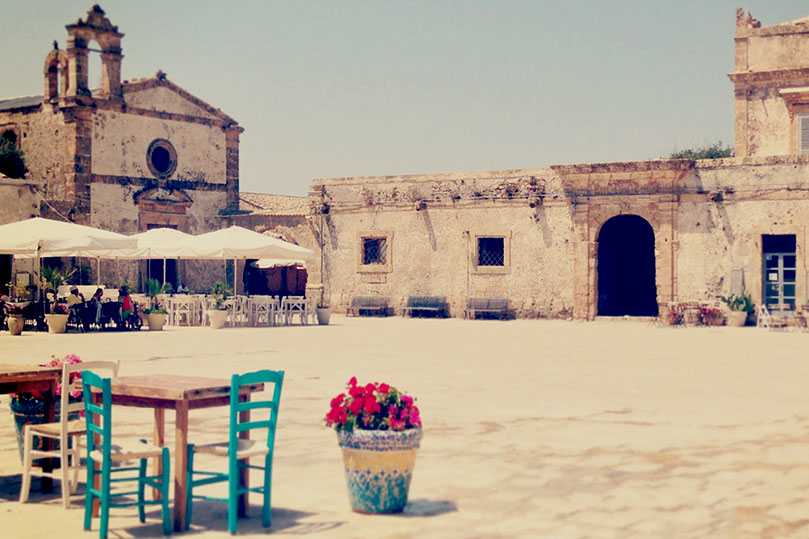 marzamemi piazza r egina margherita vacanze estate relax